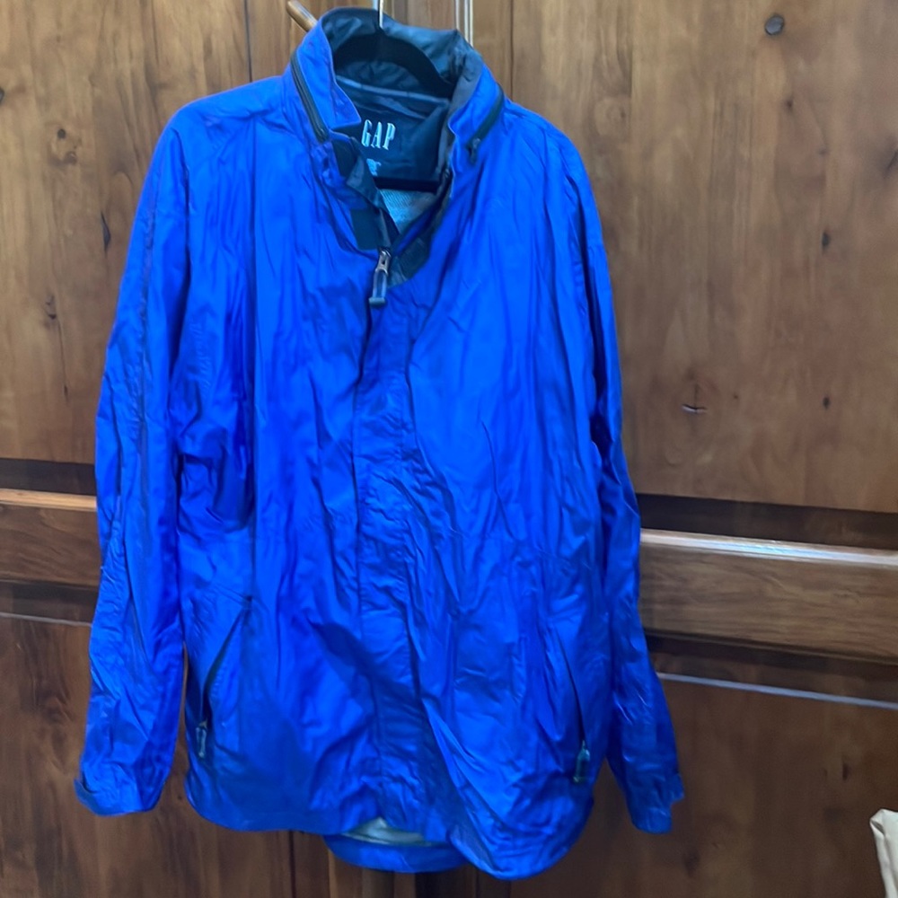 Gap heavy raincoat with zippered hood.  Blue. Men's size xxl